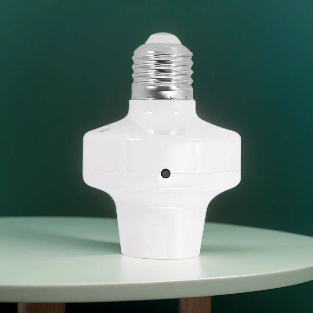 Smart WiFi E27 Light Socket